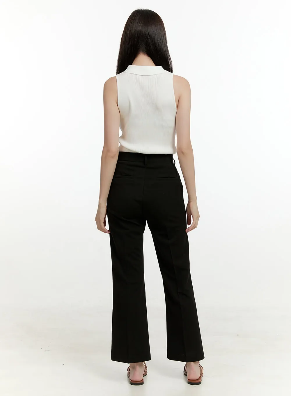 Buttoned Collar Sleeveless Top OL423