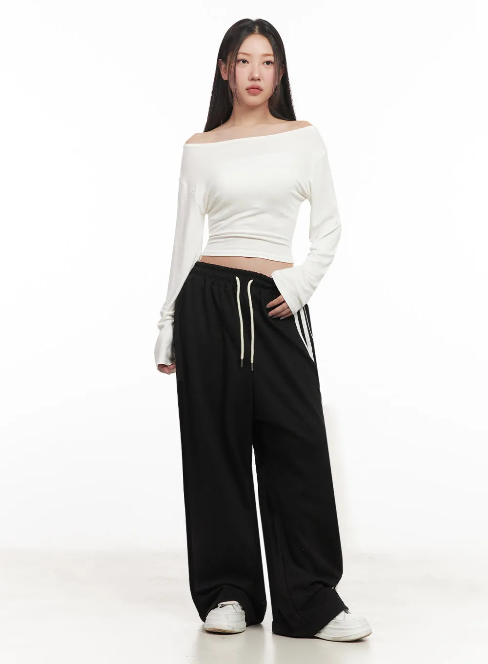 String Buttoned Trackpants IM524