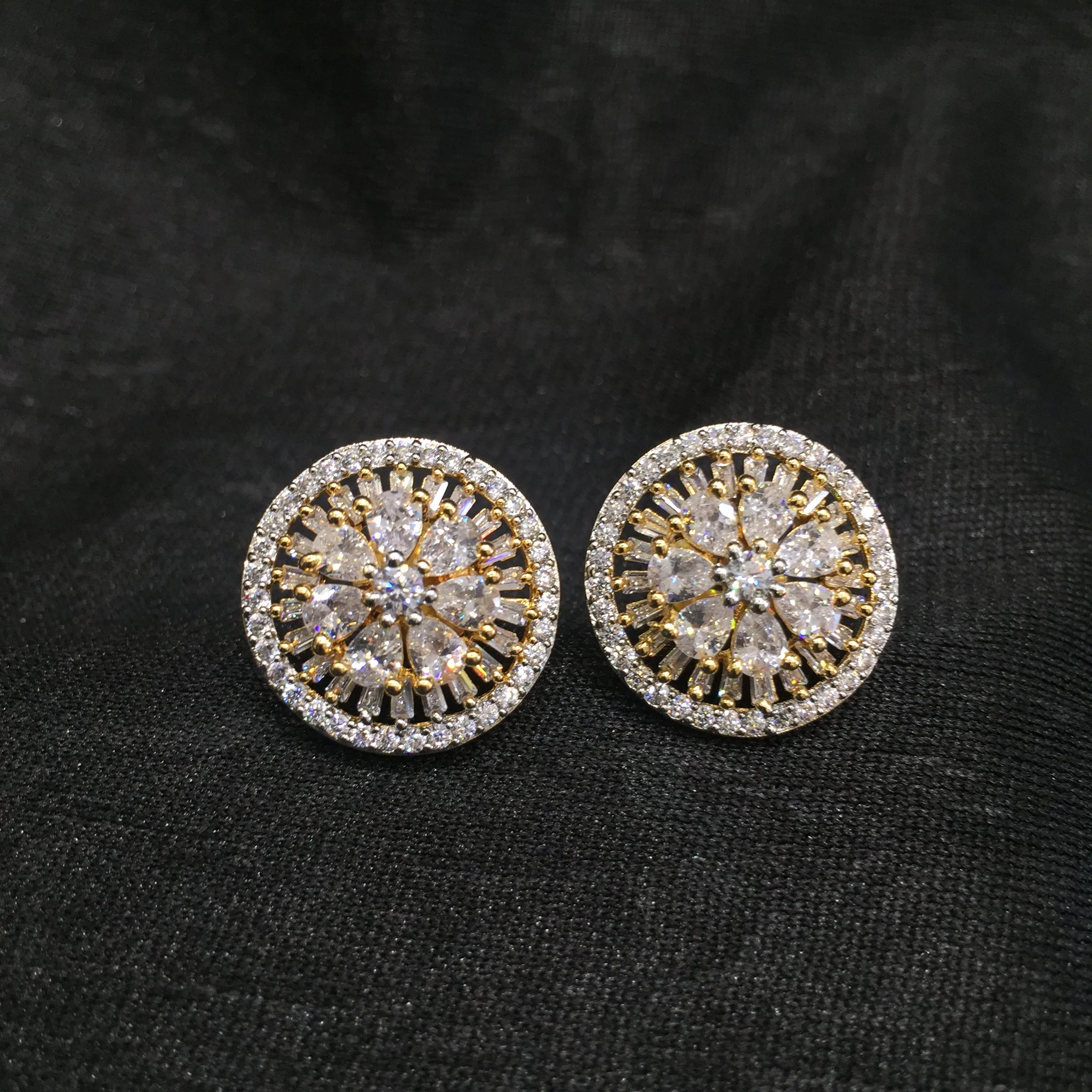 Tops/Studs Zircon/AD Earring 6168-08
