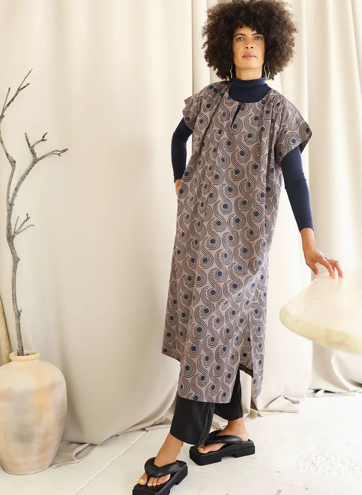Unisex Dee Caftan, mocha swirls